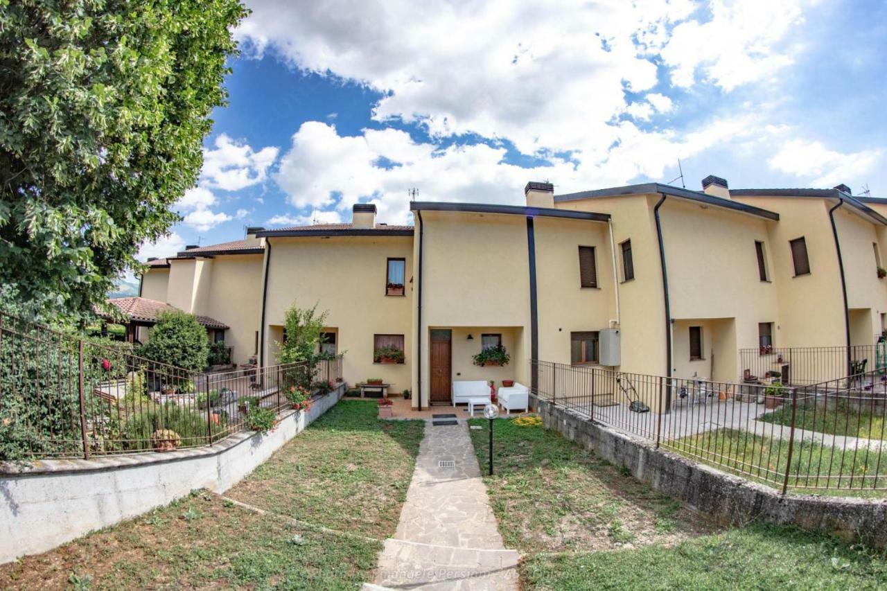 Casa Vacanze Nonna Angela Norcia Exterior foto
